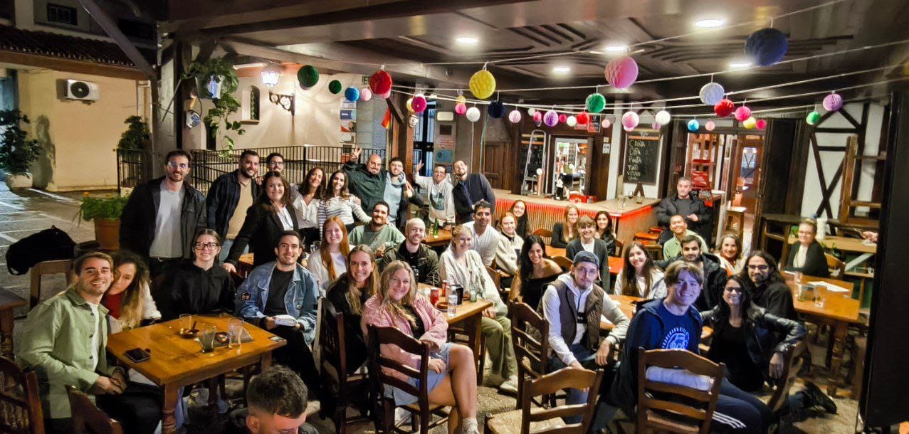 🧠 Trivial en Fuengirola | 🇪🇸 🇬🇧