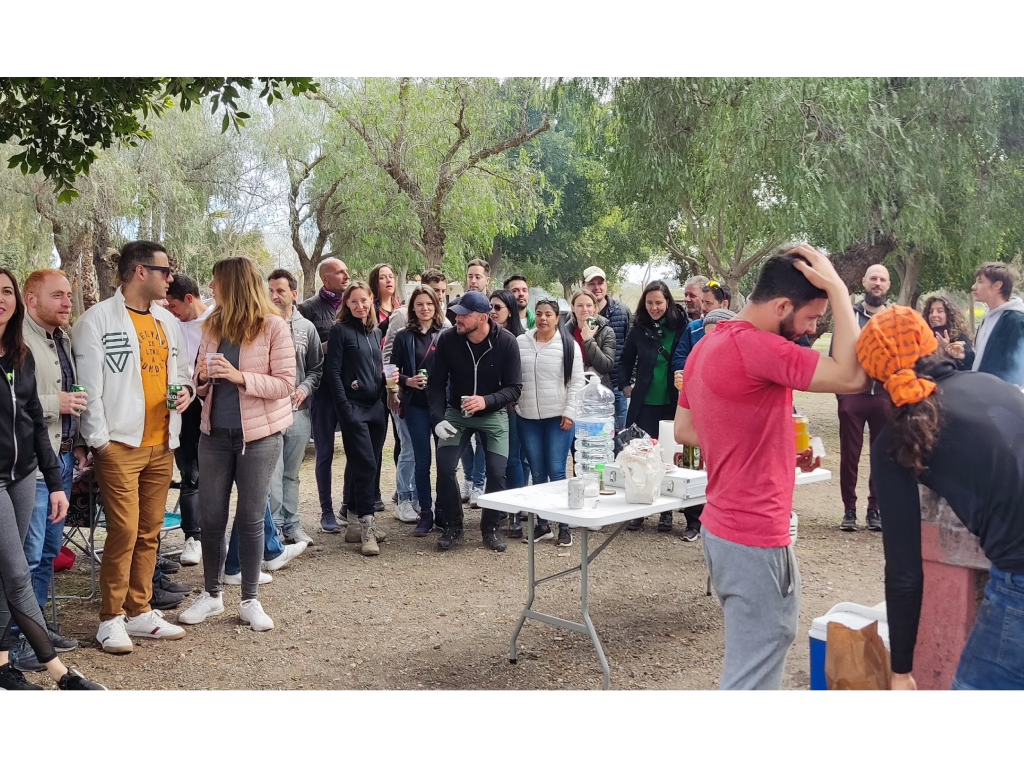 ¡Celebramos 5 años juntos conectando personas en Fuengirola y alrededores!
