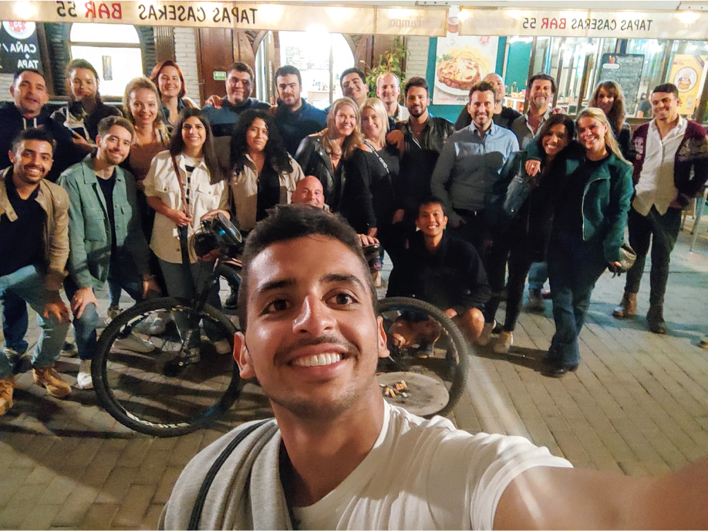 ¡Celebramos 5 años juntos conectando personas en Fuengirola y alrededores!