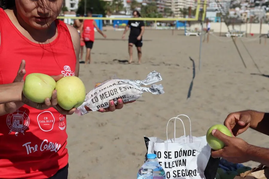 Bocadillo y manzanas del pack de bienvenida
